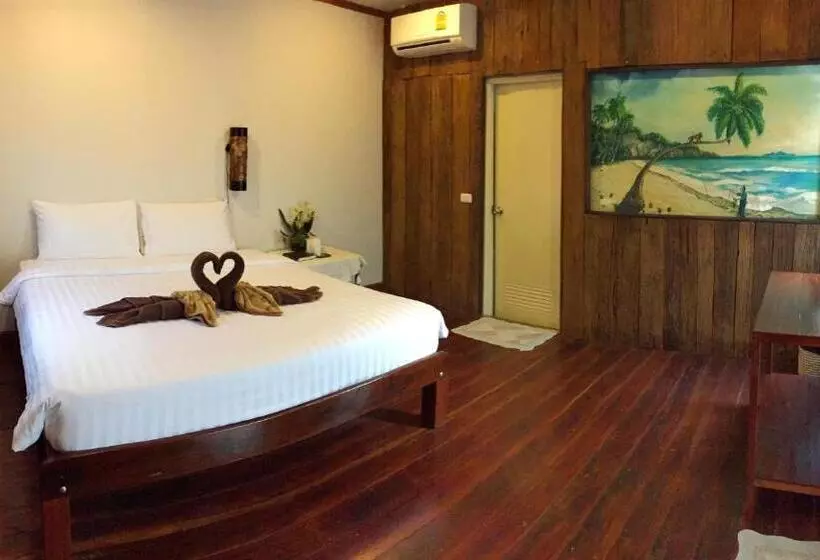V View Beach Resort