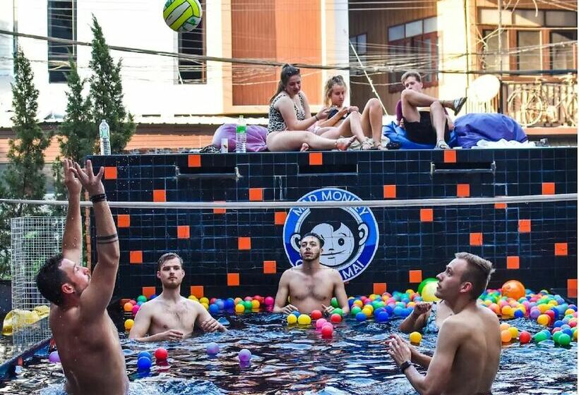 Mad Monkey Chiang Mai   Hostel