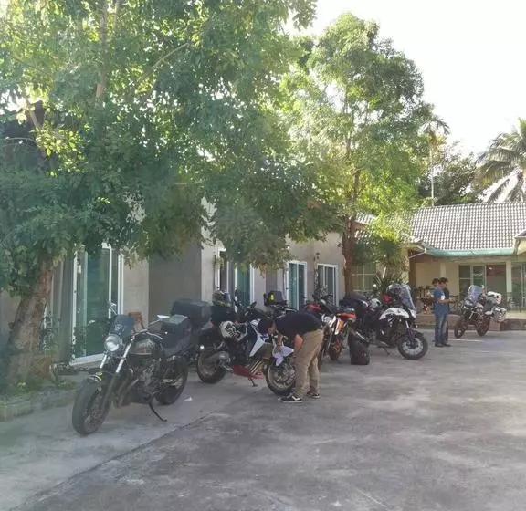 تختخواب و صبحانه Maesai Holic Lodge