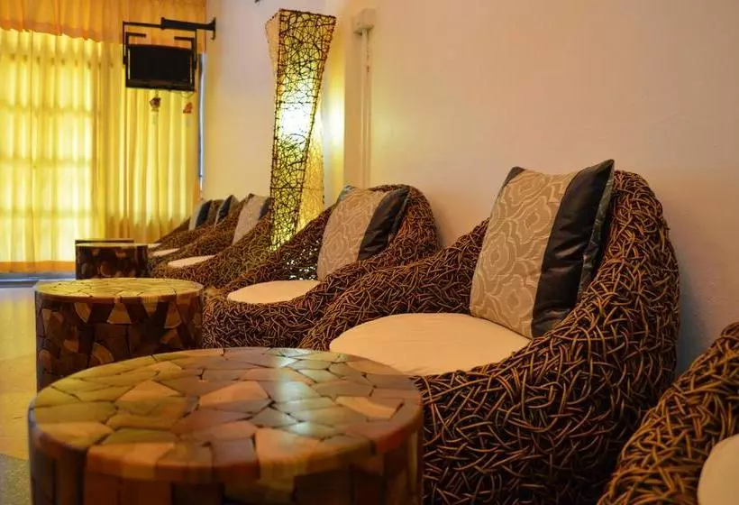 Charan 41 Hostel