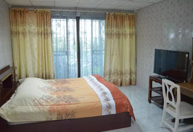 Charan 41 Hostel