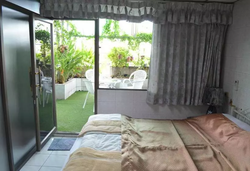 Charan 41 Hostel