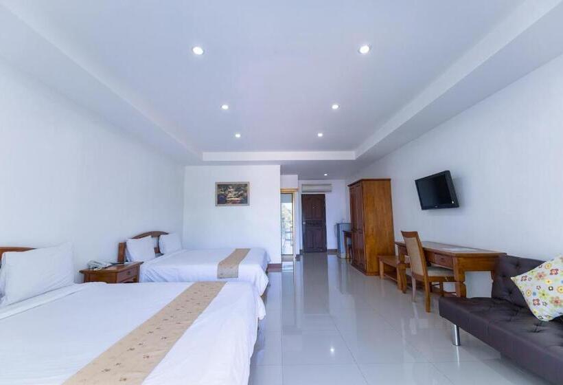 فندق Baan Suan Khun Ta And Golf Resort