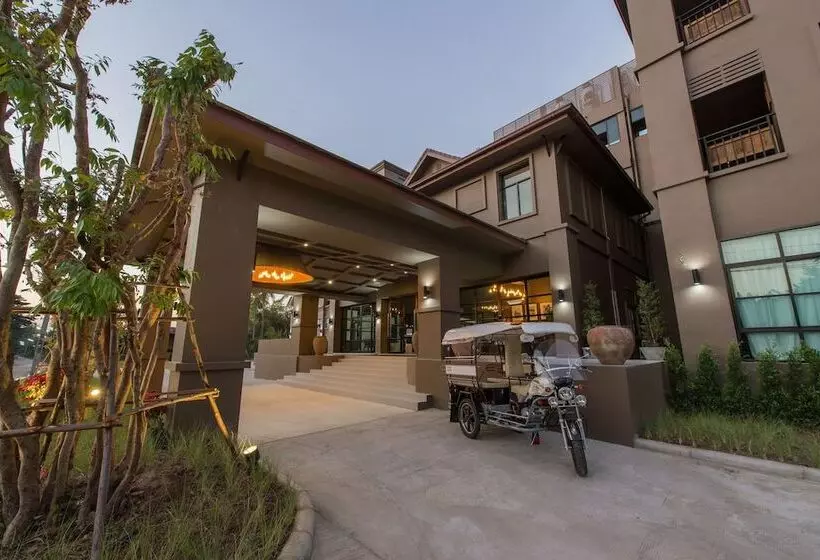 هتل Blu Monkey Brown House Udonthani