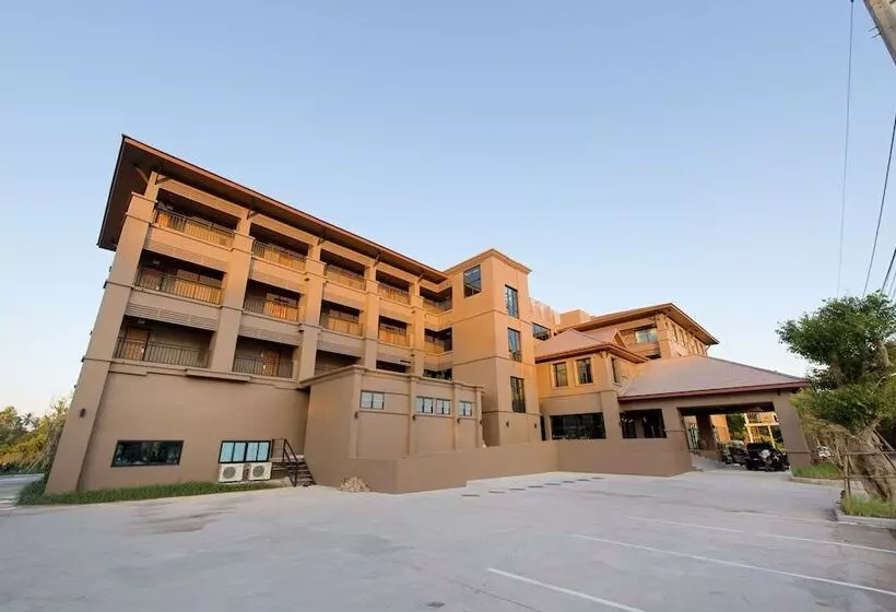 هتل Blu Monkey Brown House Udonthani
