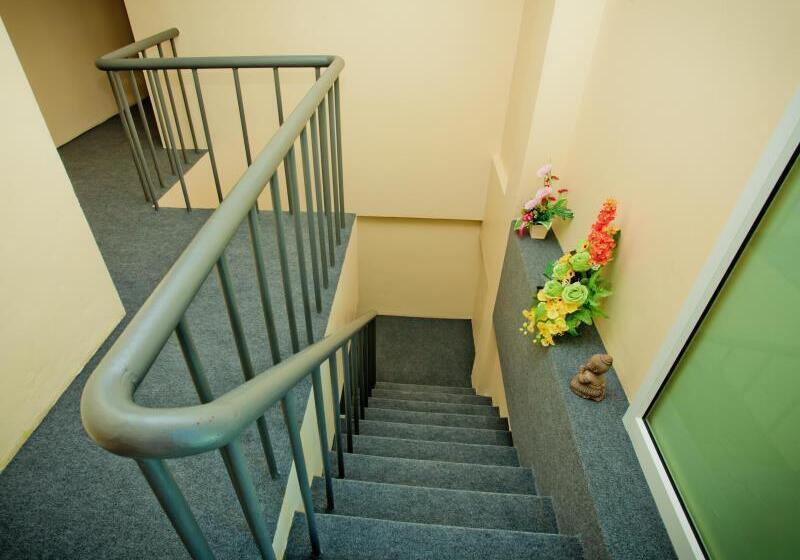 هتل Chaphone Guest House