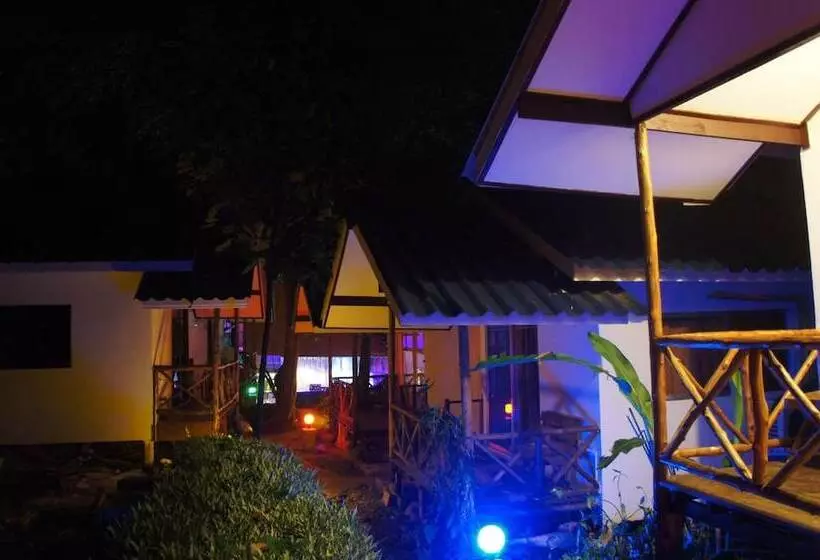 Hotelli Exotic Bungalows