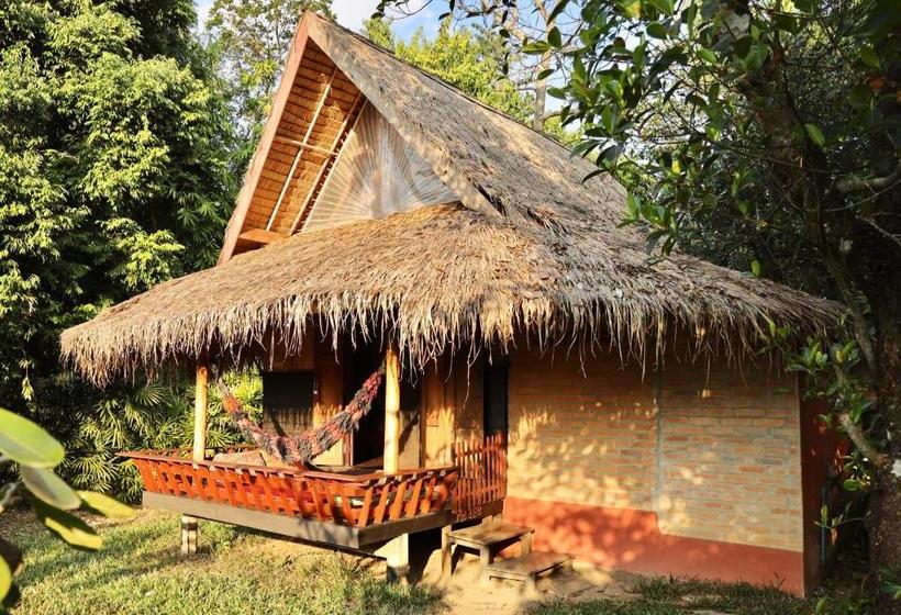 هتل Naga Hill Resort