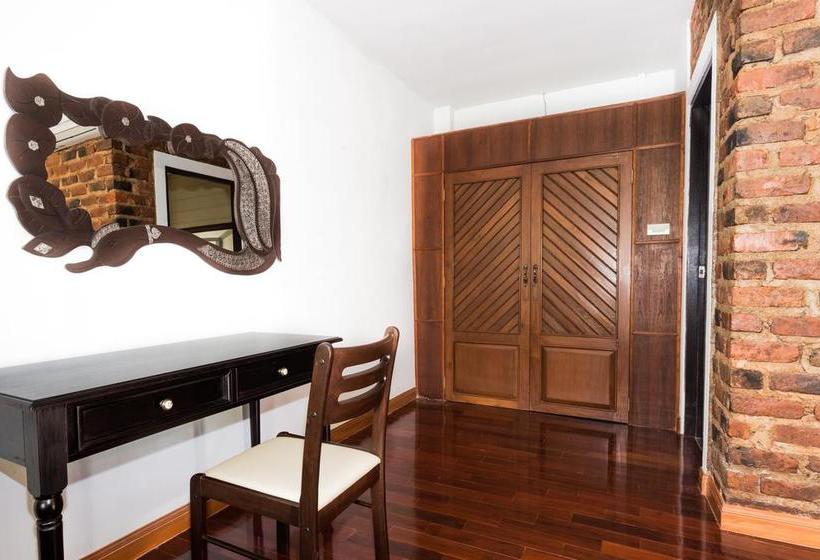 فندق Raks Thai Resort