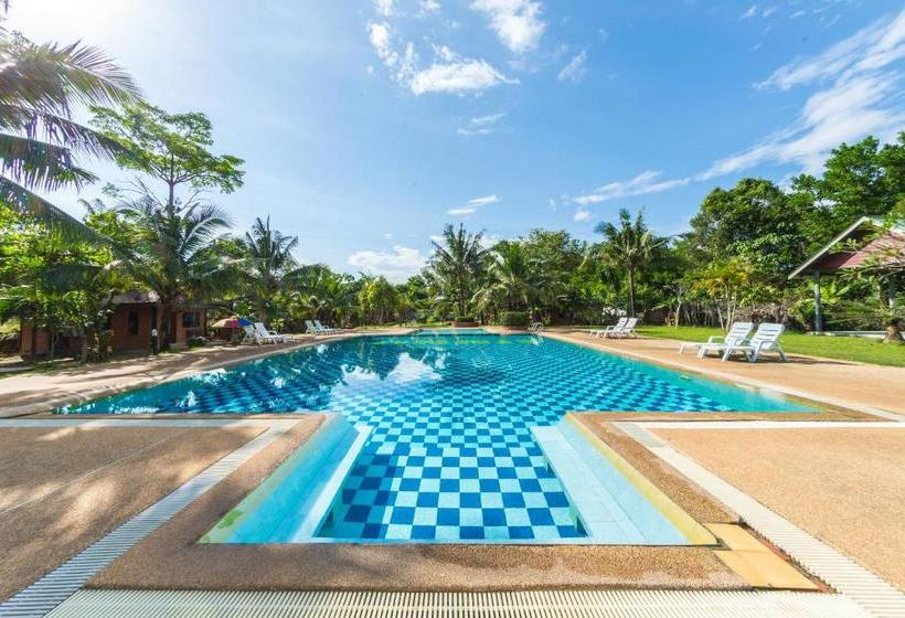 فندق Raks Thai Resort