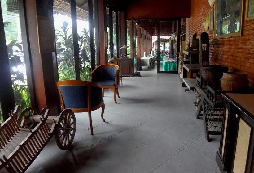 ホテル Suan Mork Kham Resort