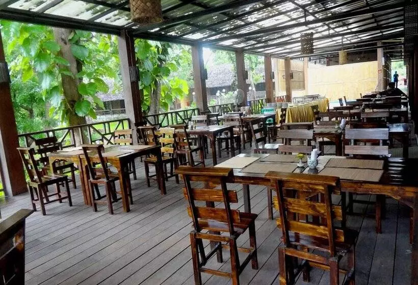 ホテル Suan Mork Kham Resort