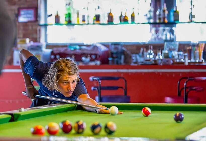 Mad Monkey Chiang Mai   Hostel