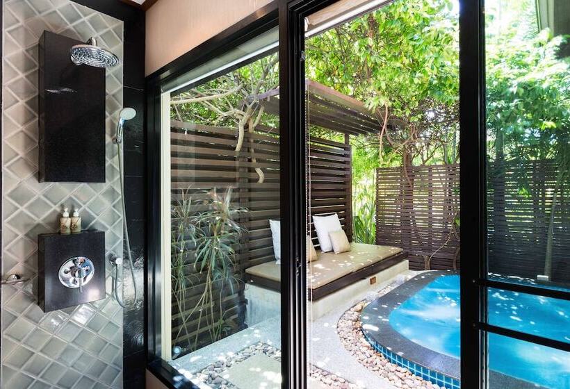 Nai Harn Baan Bua Villas