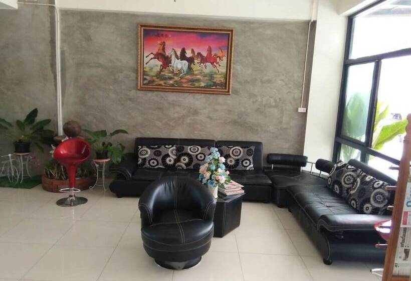 Pornsiri Hotel Sisaket