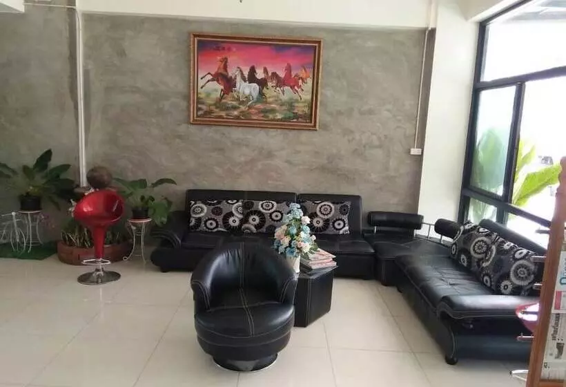 Pornsiri Hotel Sisaket