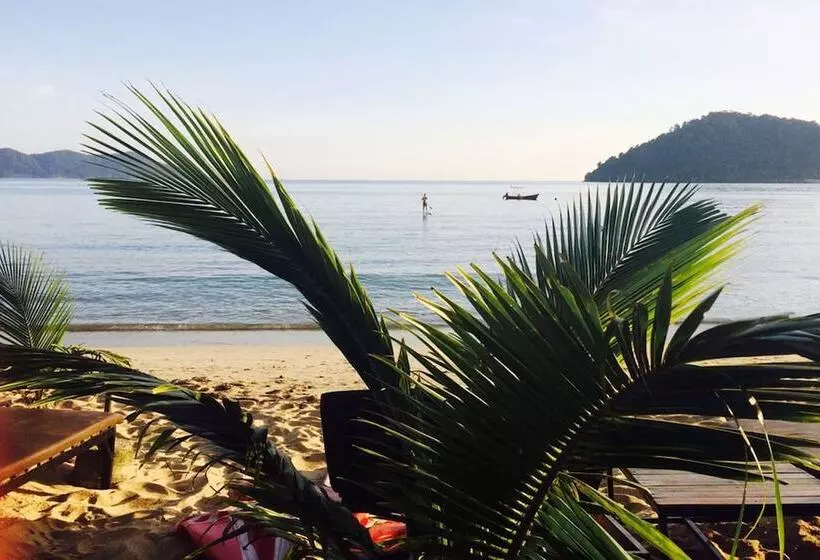 استراحتگاه Yuyu Golden Beach