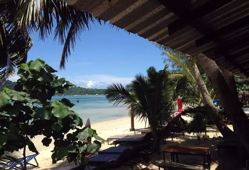 استراحتگاه Yuyu Golden Beach