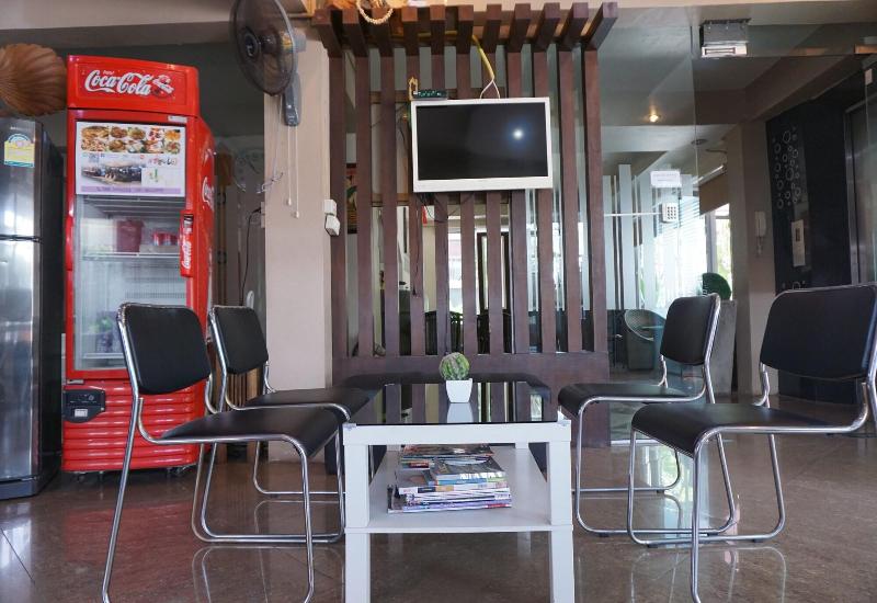 הוסטל Puangpech Place