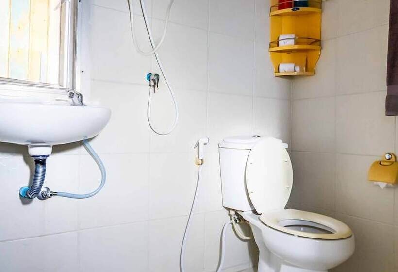 مبيت وإفطار Sabina Guesthouse Kamala