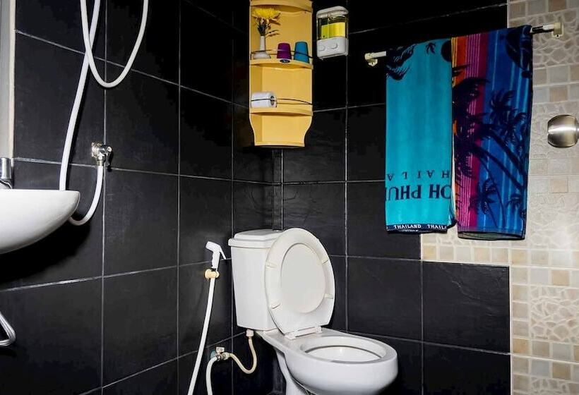 مبيت وإفطار Sabina Guesthouse Kamala