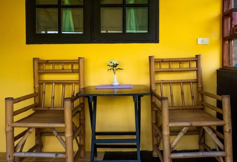 تختخواب و صبحانه Sabina Guesthouse Kamala