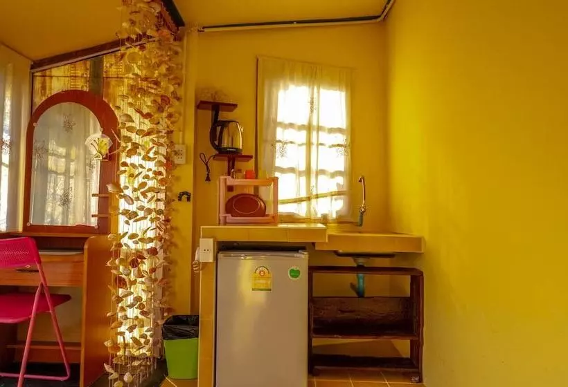 تختخواب و صبحانه Sabina Guesthouse Kamala