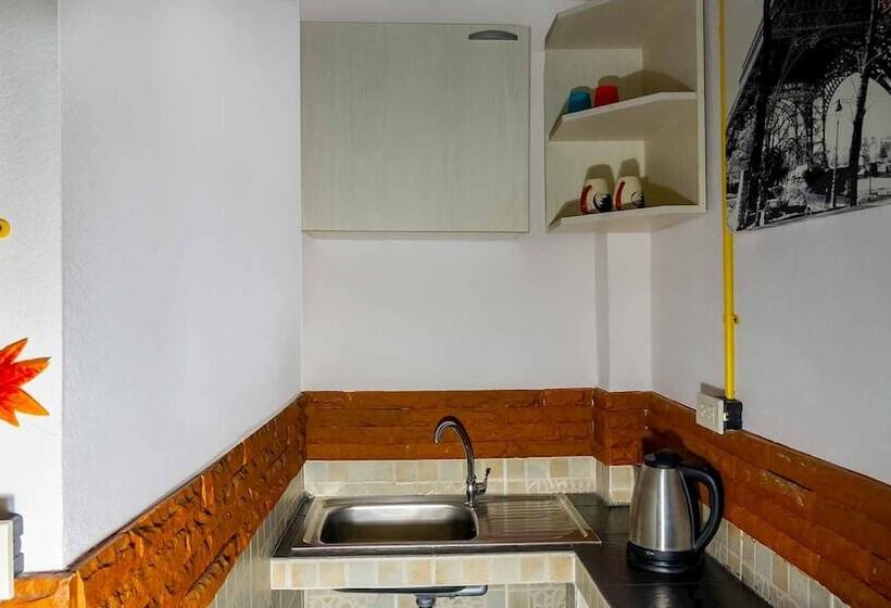 مبيت وإفطار Sabina Guesthouse Kamala