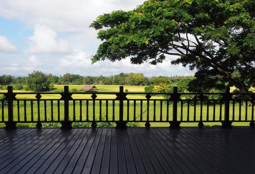 مبيت وإفطار Villa Albizia, Chiang Mai