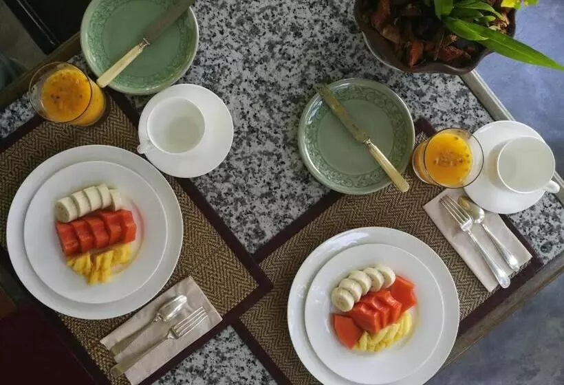 ベッドアンドブレックファースト Villa Albizia, Chiang Mai