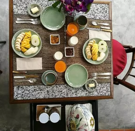 ベッドアンドブレックファースト Villa Albizia, Chiang Mai