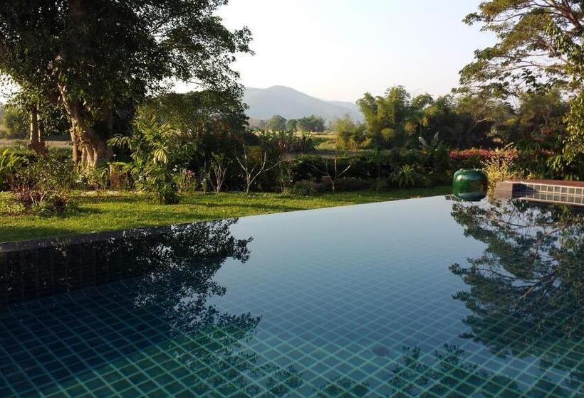 مبيت وإفطار Villa Albizia, Chiang Mai