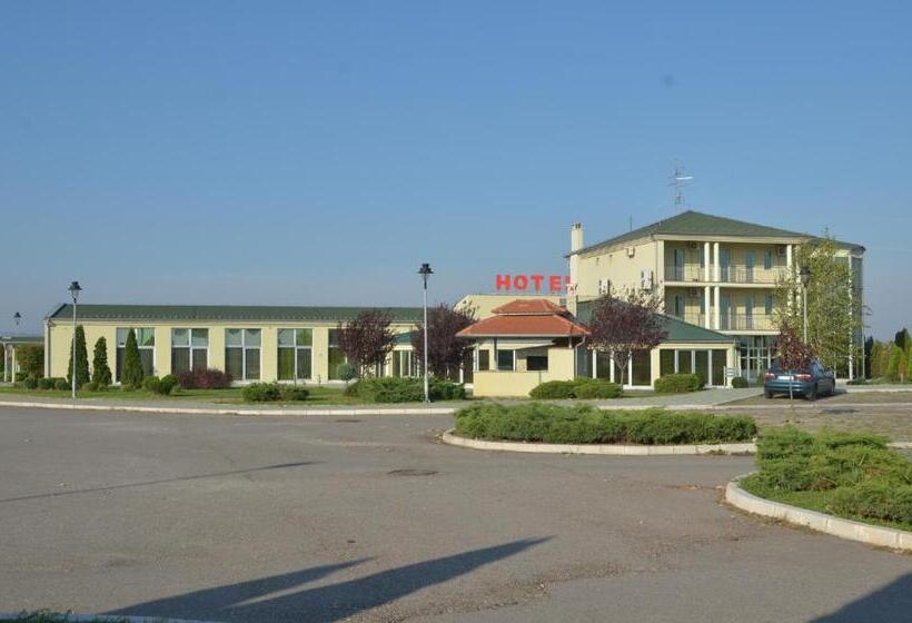 هتل Dragović Smederevo