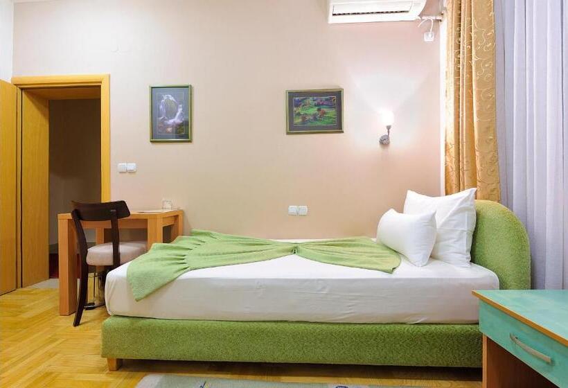 هتل Dragović Smederevo