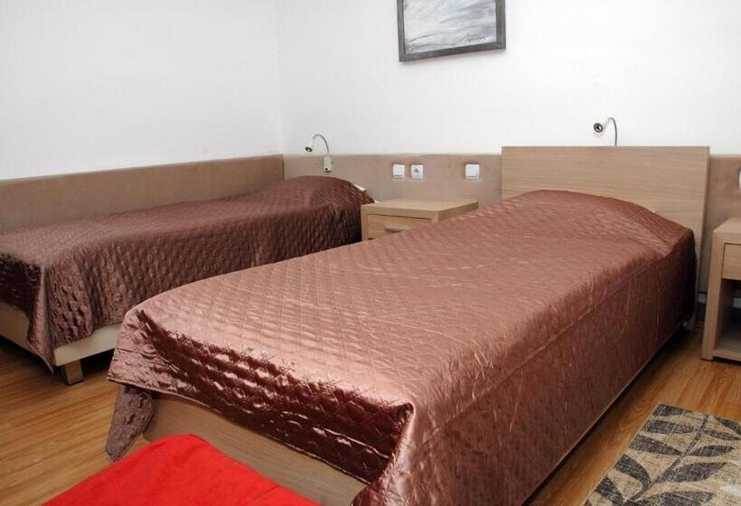 هتل Dunav Požarevac