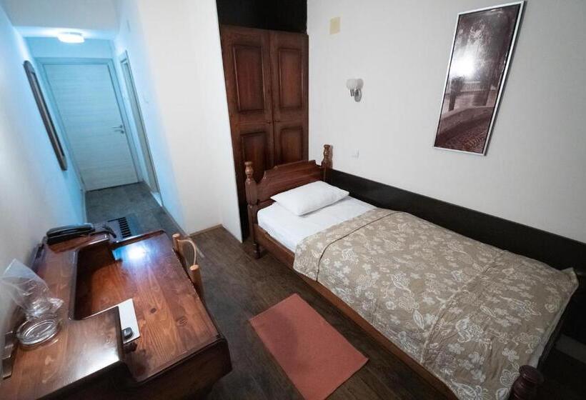 هتل Dunav Požarevac