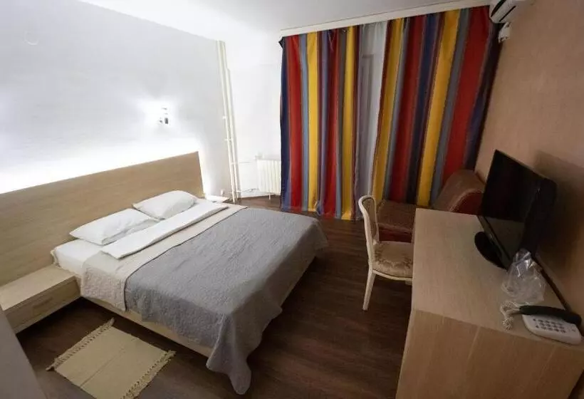 هتل Dunav Požarevac