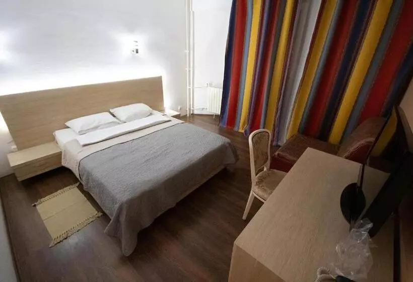 هتل Dunav Požarevac