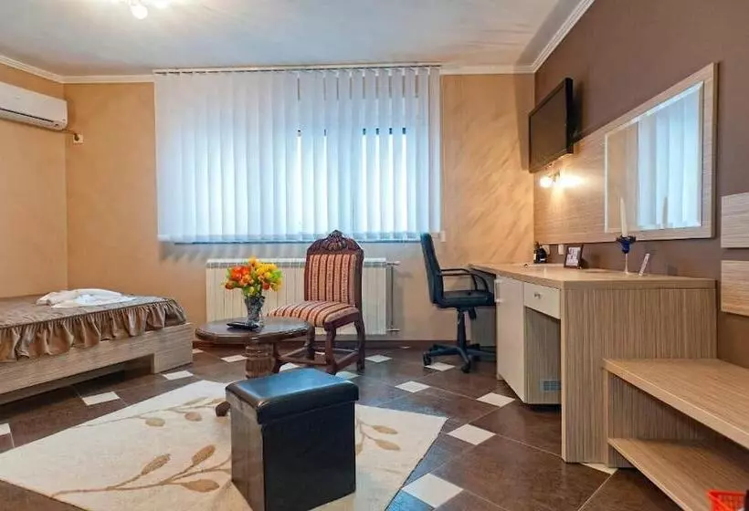 Garni Hotel Lama