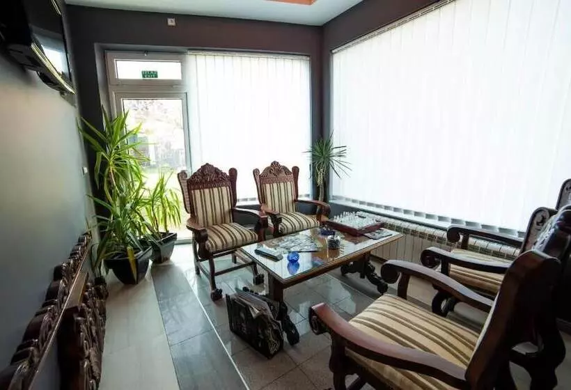 Garni Hotel Lama
