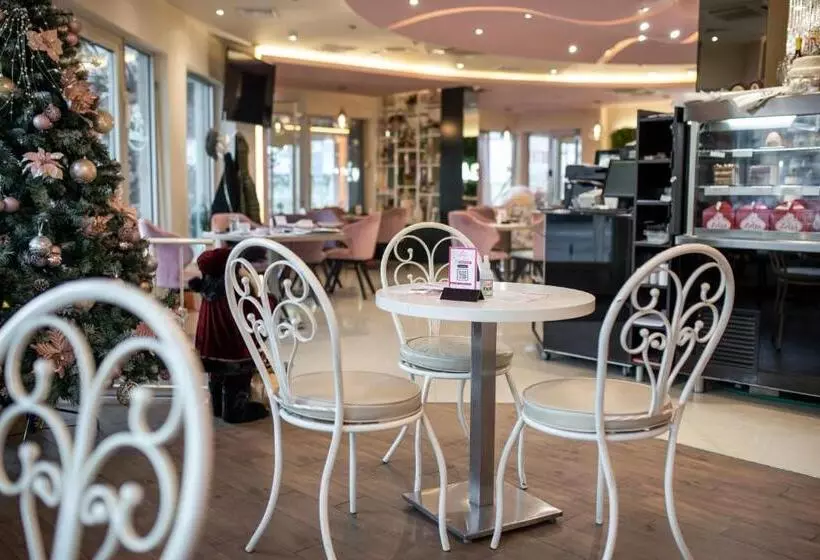 Garni Hotel Lotos