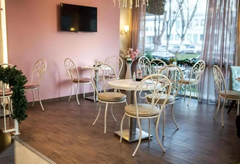 Garni Hotel Lotos