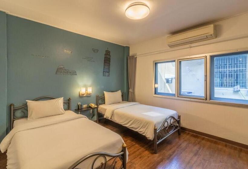 Hotel Intown Residence