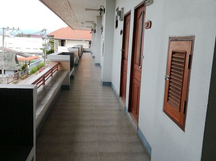 בית מלון כפרי Kasarin Court