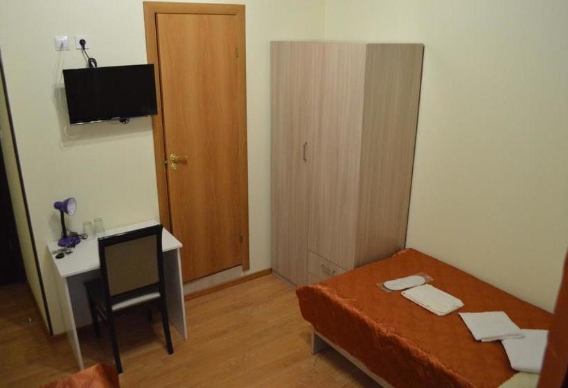 Отель Nevsky House