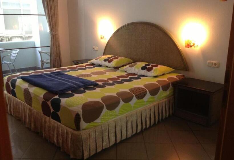 فندق Pension Zum Ross