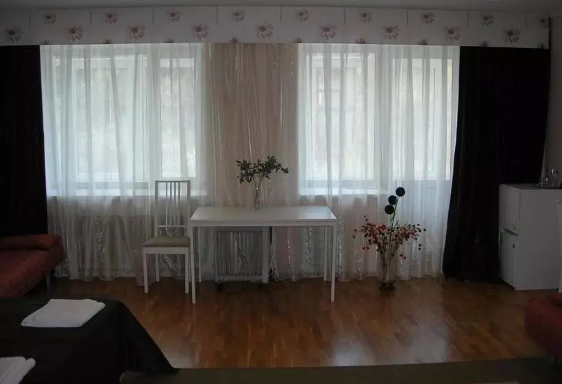 ホテル Guest House Puteshestvennik