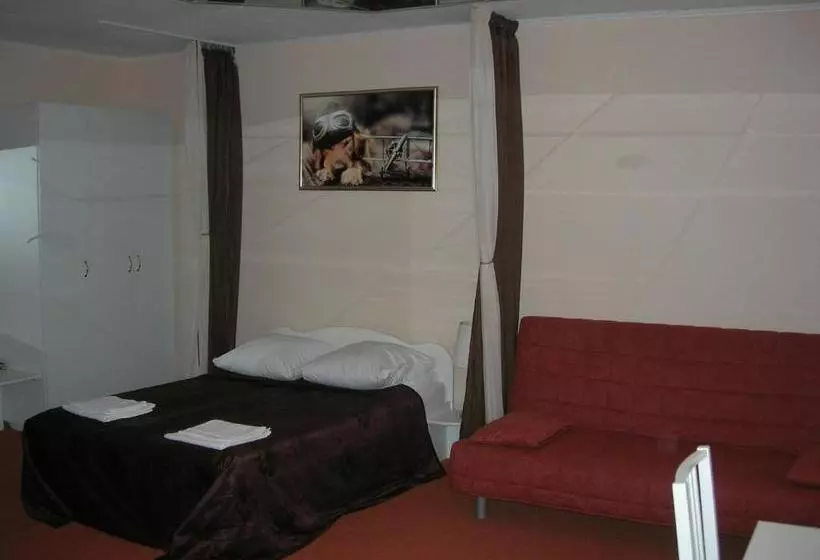 ホテル Guest House Puteshestvennik