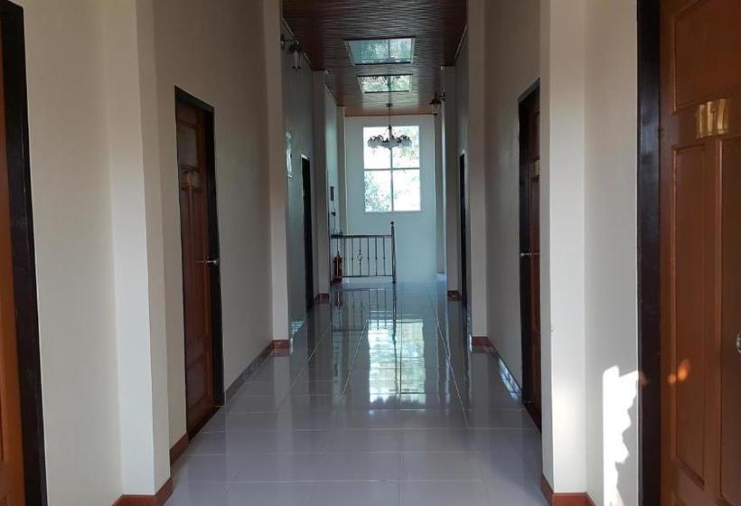 هتل Ruen Narisra Resort