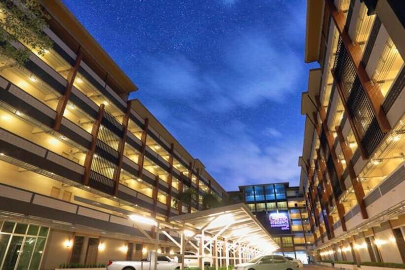 호텔 The Grand Residence